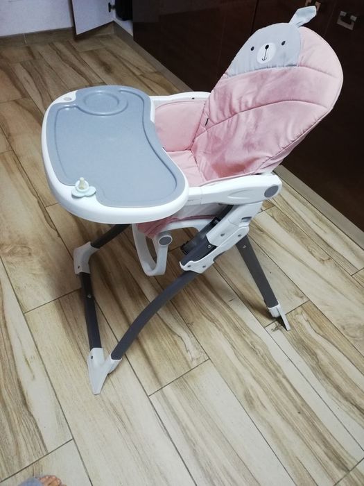 Vând scaun de bebelusi