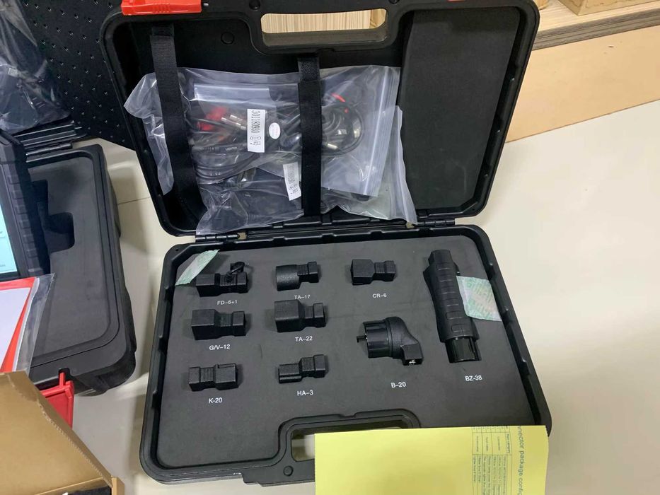 LAUNCH X431 PRO3S Plus V5.0 + Smartlink (autoturisme + camioane, 2025)