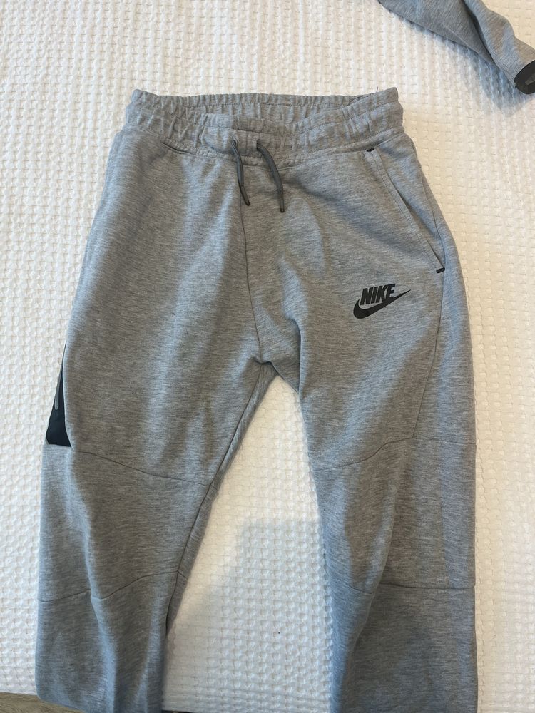 NIKE tech-fleece Детски