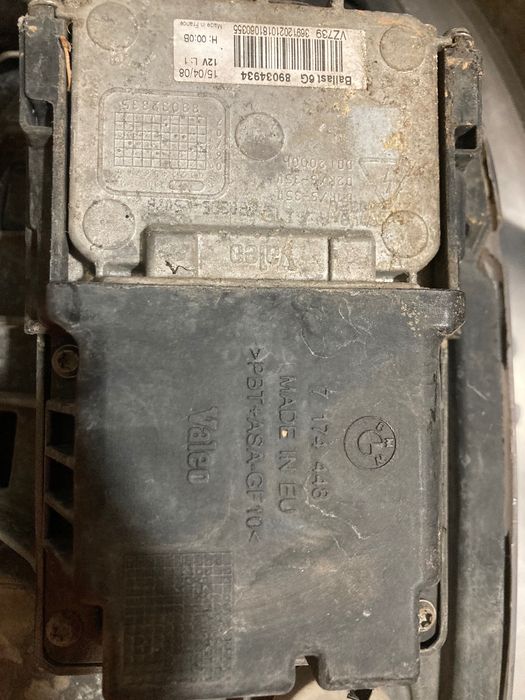 Десен фар бмв е87 bmw e87