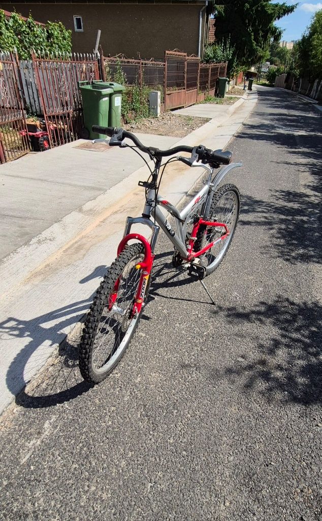 Vand bicicleta mountain bike