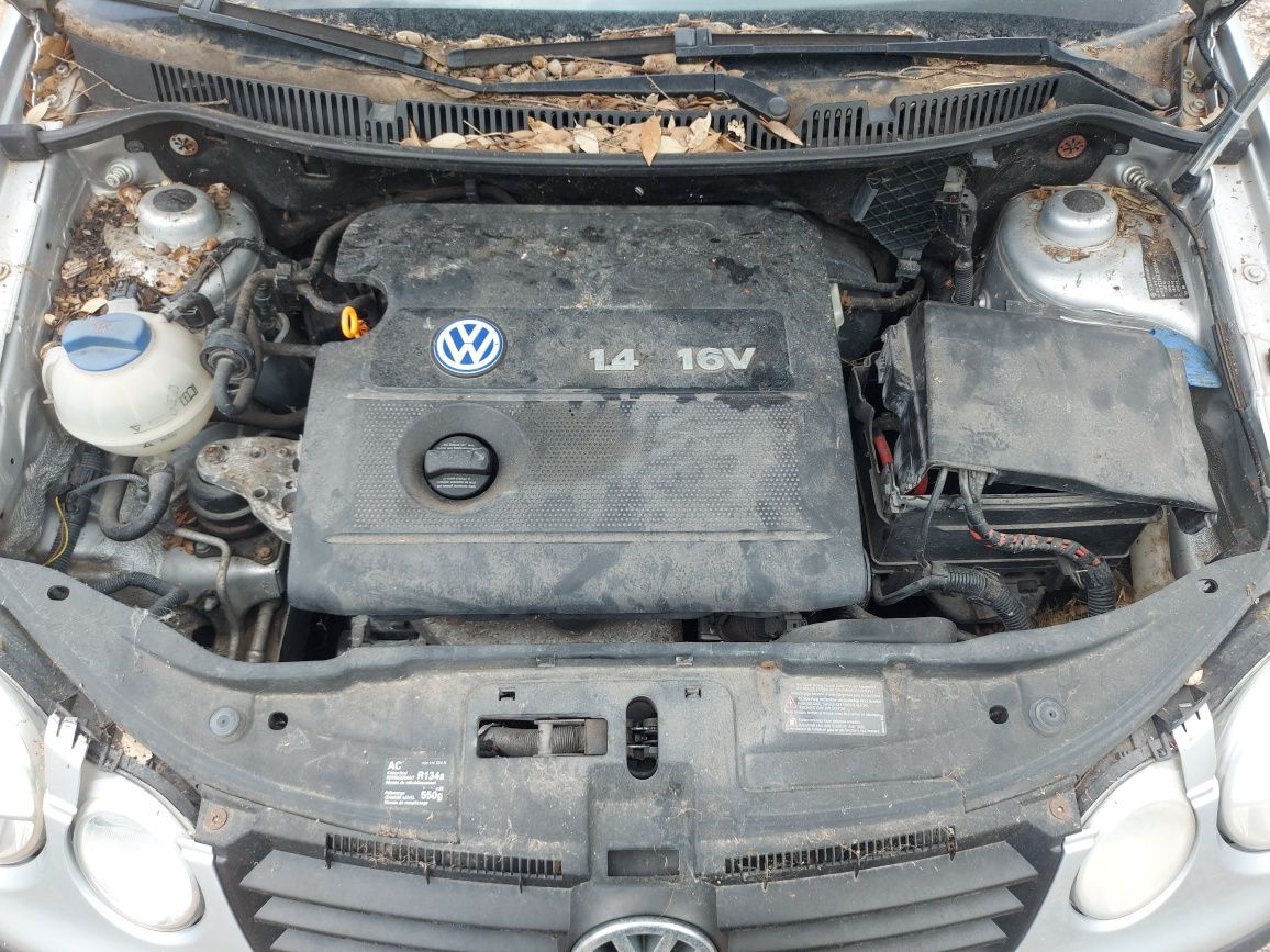 VW Polo 9N 1.4i 16v на части !!!