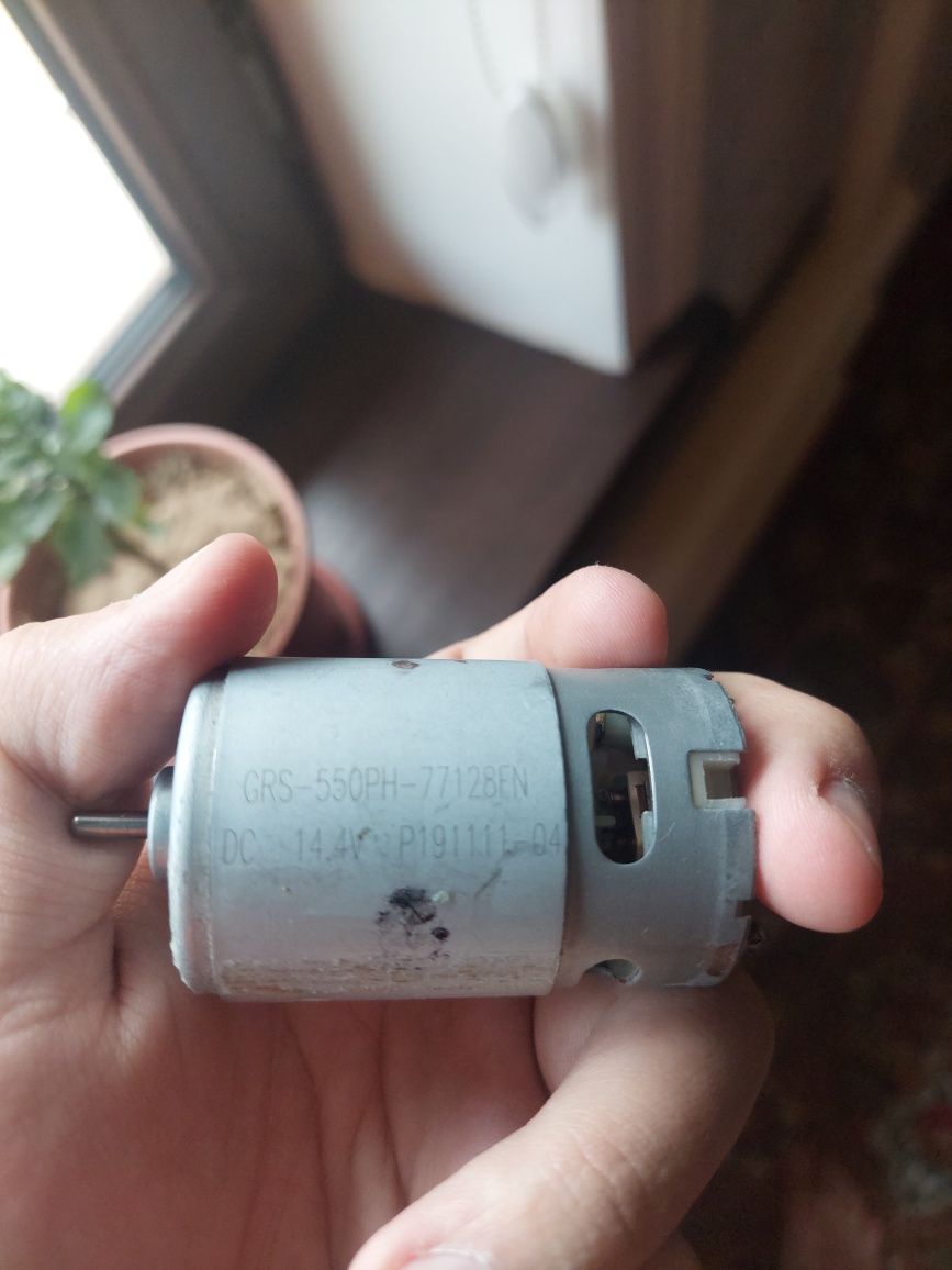 Motor sotiladi yangide