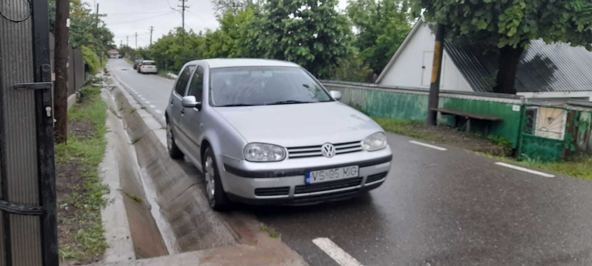 Vand golf 4 1.4 benzina an 2003