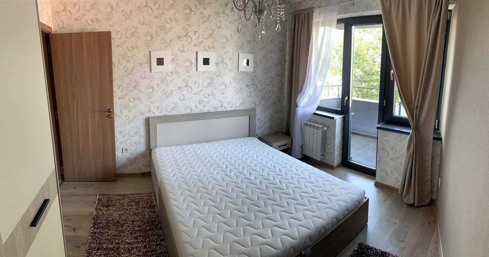 Тристаен ап. под наем в кв. Кръстова вада