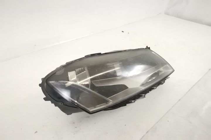 Фар Дясно Оригинален Халогенен Фолксваген VW Пасат / Volkswagen VW Pas