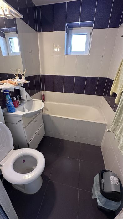 Vand apartament 3 camere ultimul etaj 10