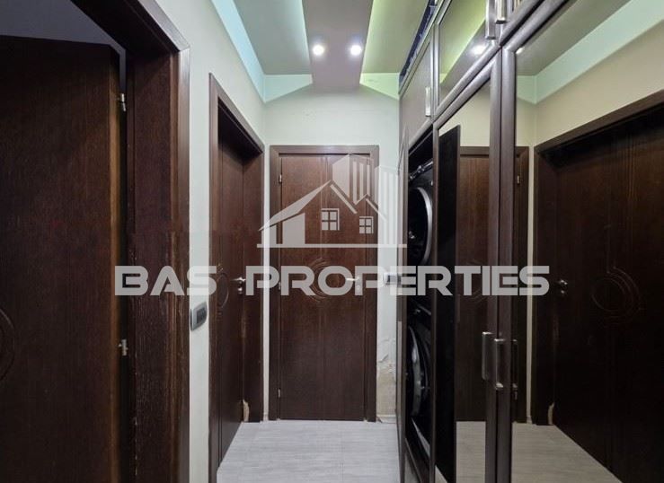 Продава се Тристаен апартамент в София, Банишора - 91 кв.м за 2858 €/кв.м - Снимка #10