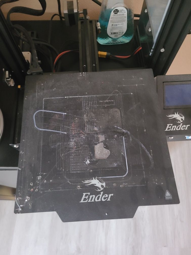 Vand imprimanta 3d creality ender 3 pro