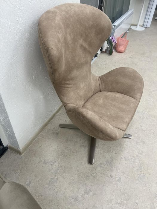 Дизайнерско кресло