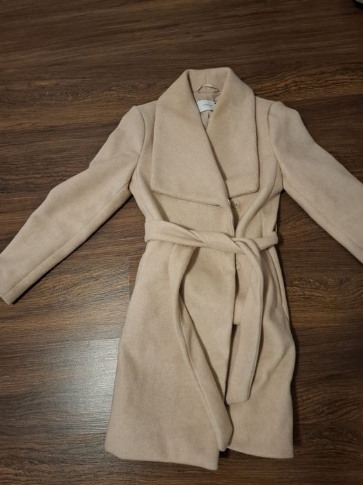 Светло бежово палтенце Reserved р-р 34 - XS-S