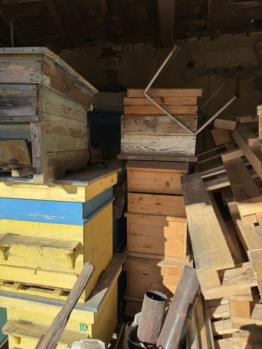 Кошери за пчели ЗДРАВИ