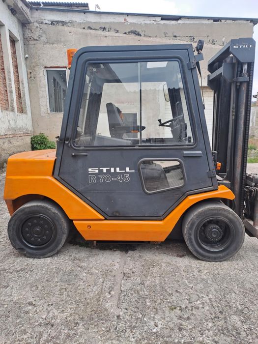 De vanzare motostivuitor STILL 4,5 To