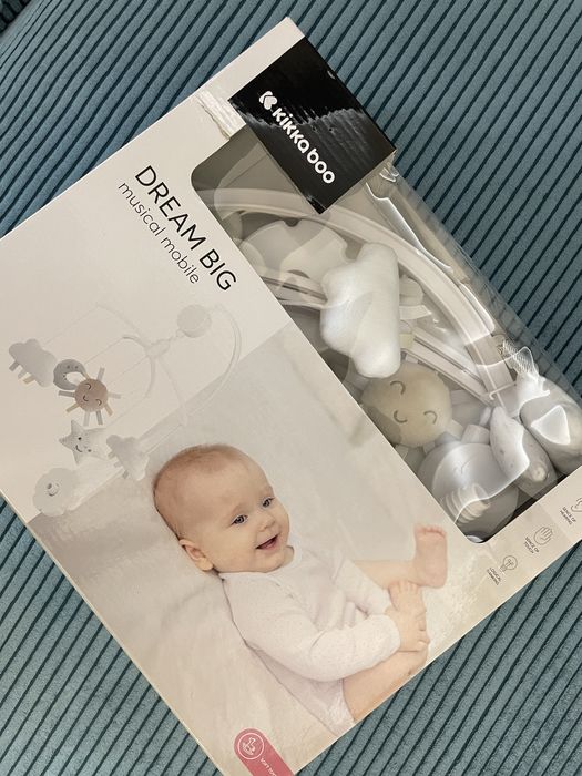 Музикална въртележка за бебешка кошара Kikka Boo