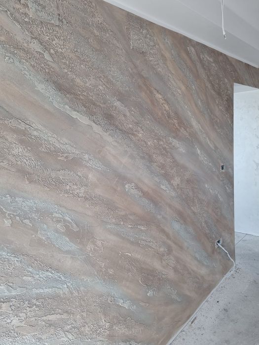 Piatra sparta ,piatra zen, vopsea pensulata