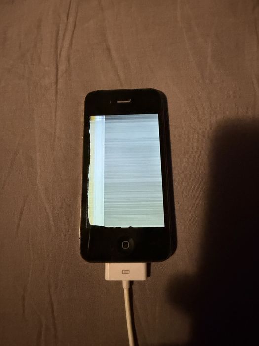 Iphone 4s cu defecte la ecran
