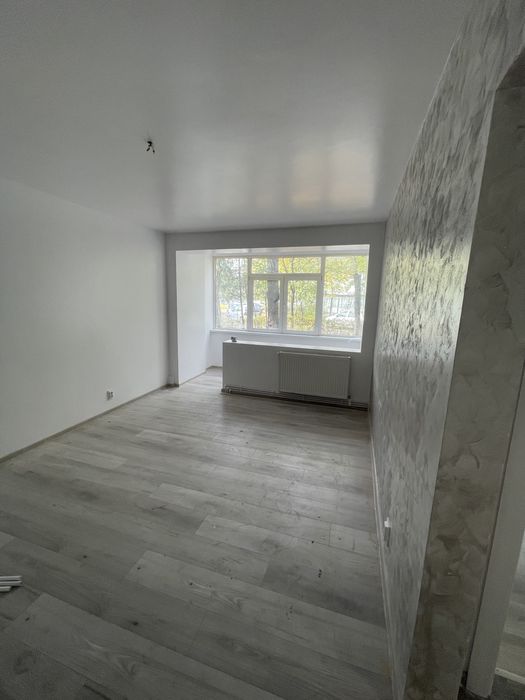 De vanzare apartament 2 camere parter renovat micro 16