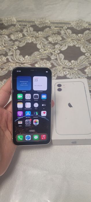 Apple Iphone 11 128GB White Silver Original Karobka Holati Yaxshi Zor