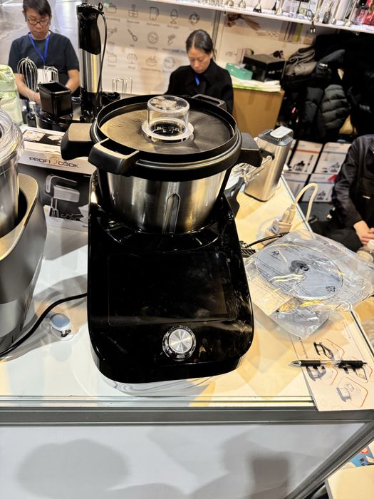 Кухонный комбайн ( аналог Термомих) новый