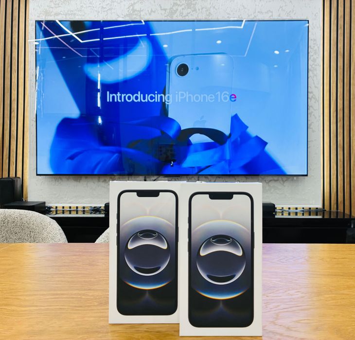 Нови iPhone 16e 128GB Black Гаранция 36м