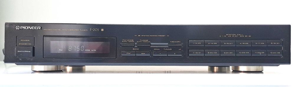 Pioneer F 201 muzica AM FM Made in UK muzica