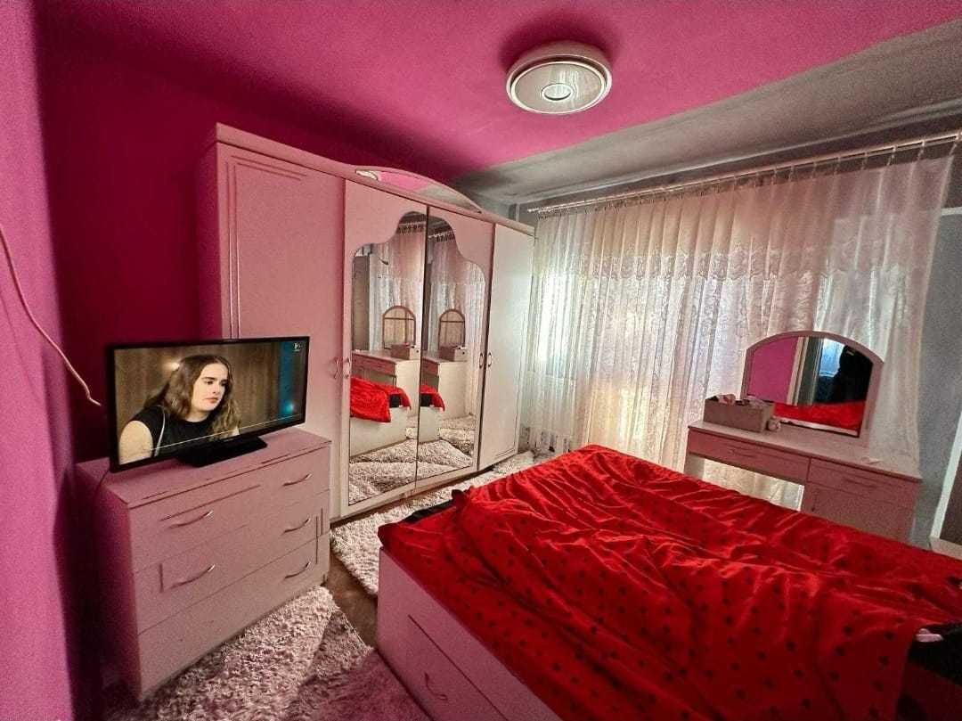 De vanzare apartament 4 camere, Drumul Careiului, Micro 16.