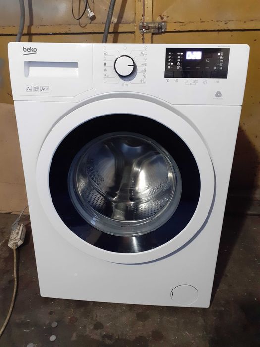 BEKO- 7 kg.1000 rotatii,clasa A+++