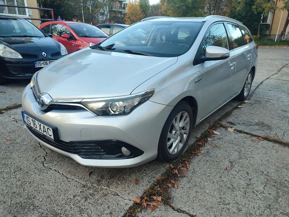 Toyota Auris Toyota Auris 1.8 Hybrid