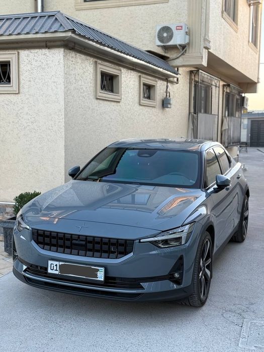 Polestar 2 панорама