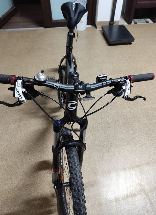 Vând bicicleta connondale