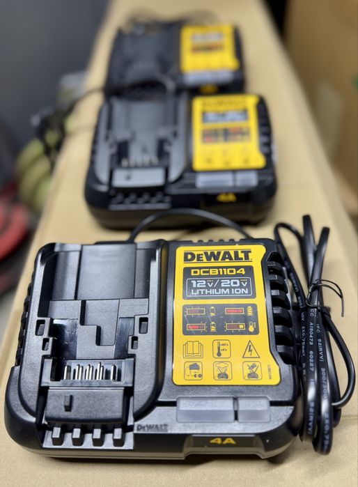 Зарядное устройство Dewalt DCB1104, 4Ач, оригинал, новое