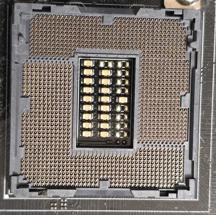 Placa de baza ASUS Z97-Pro Gamer, Socket 1150, DDR3 + procesor I3 4130