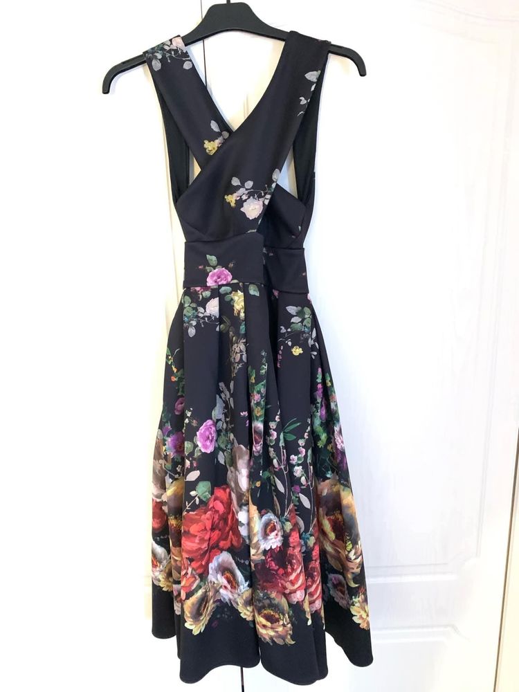 Rochie ASOS marimea 36