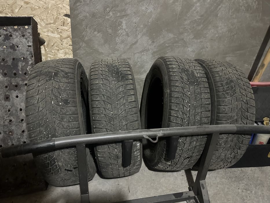 Зимние шины 195/65/15