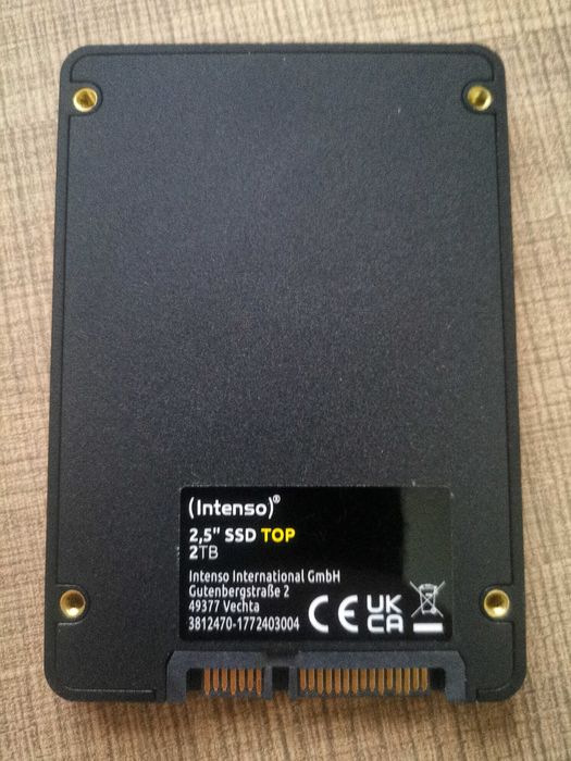 цифров диск 2.5" SSD 2TB Intenso TOP SATA III (6 Gbps)
