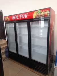 Витрина холодильник