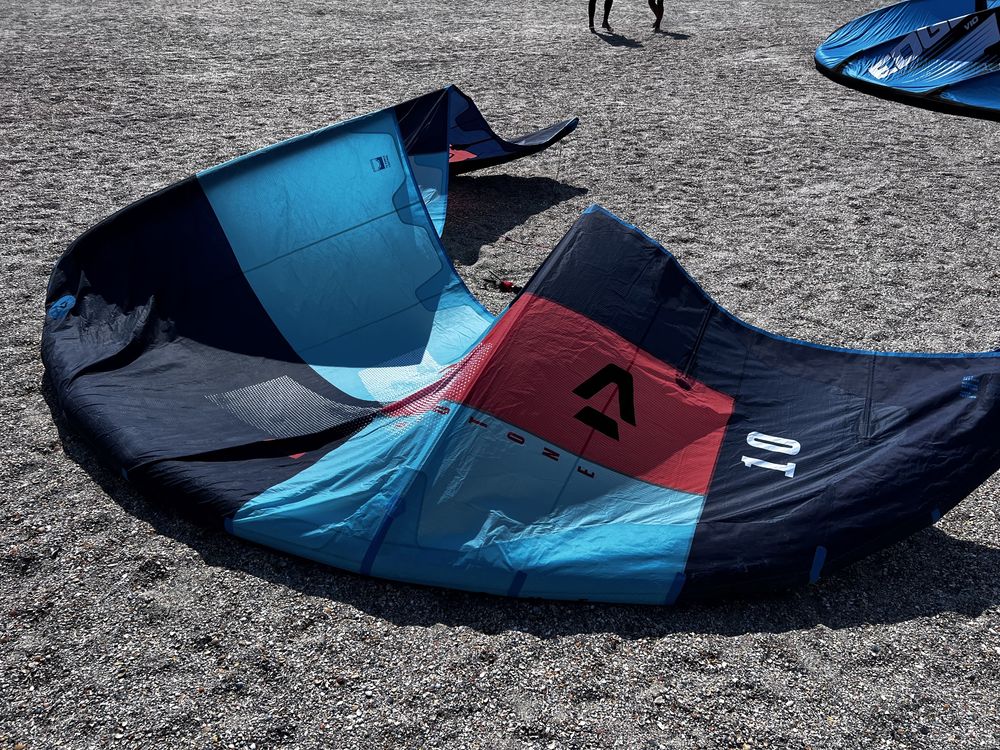 Vând kite Duotone Evo 10 m , 2020