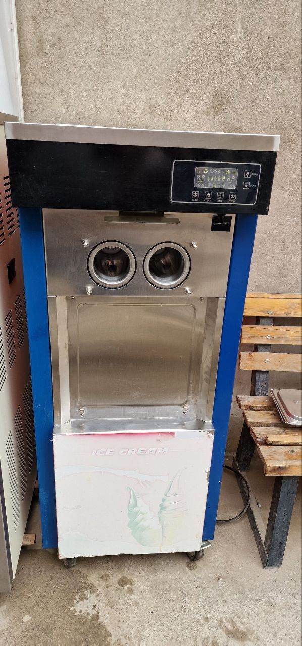 Frezer 380 V va 220 V li Morojniy va kokteyl aparati sotiladi