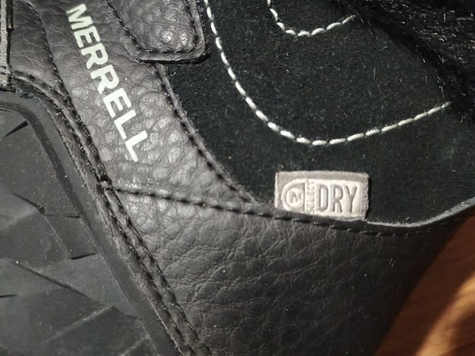 Дамски туристически обувки  Merrell ном.42.5