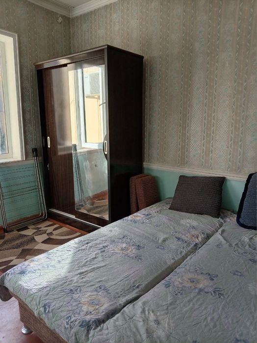 Uy ijarag beriladi. Sergeli 4 dan arentr yarmarka bozor