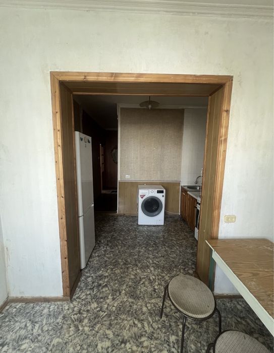 Сергелинский р-н Куйлюк массив 6 2/3/5 франция 58м2 балкон 2х6