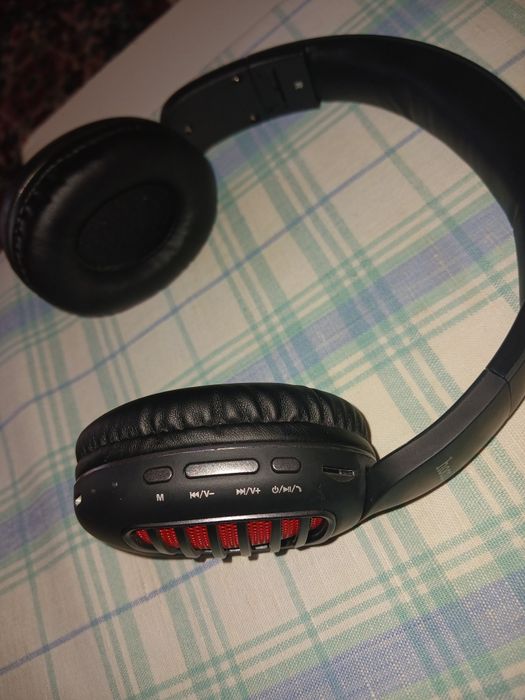 Наушник HOCO W23 новый