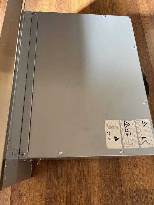 Vand hota telescopica Electrolux, 60cm, inox, noua, 5 ani garantie