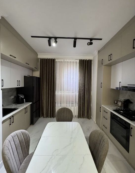 Kvartira продается 2/14/14 на Prestige Gardens