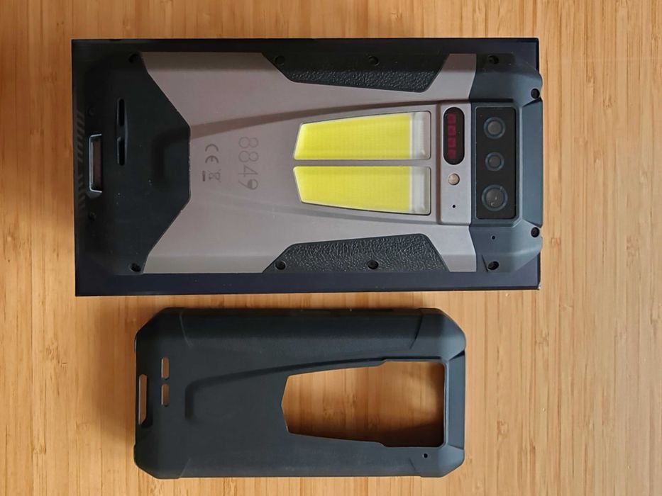 Неразрушим Телефон Tank 4: MIL-STD-810H, 11,600mAh и Вграден Проектор