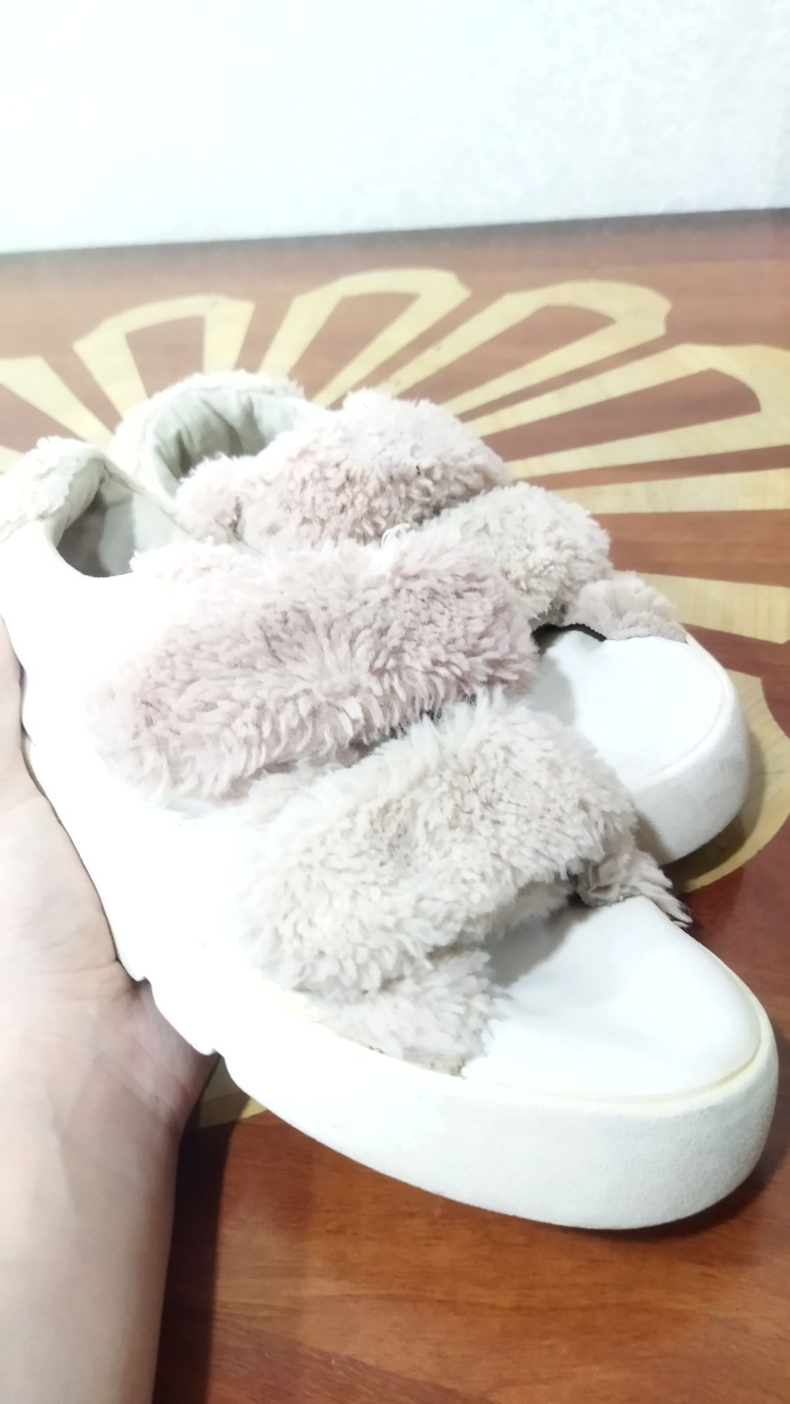 обувь с пухом белая/розовая
