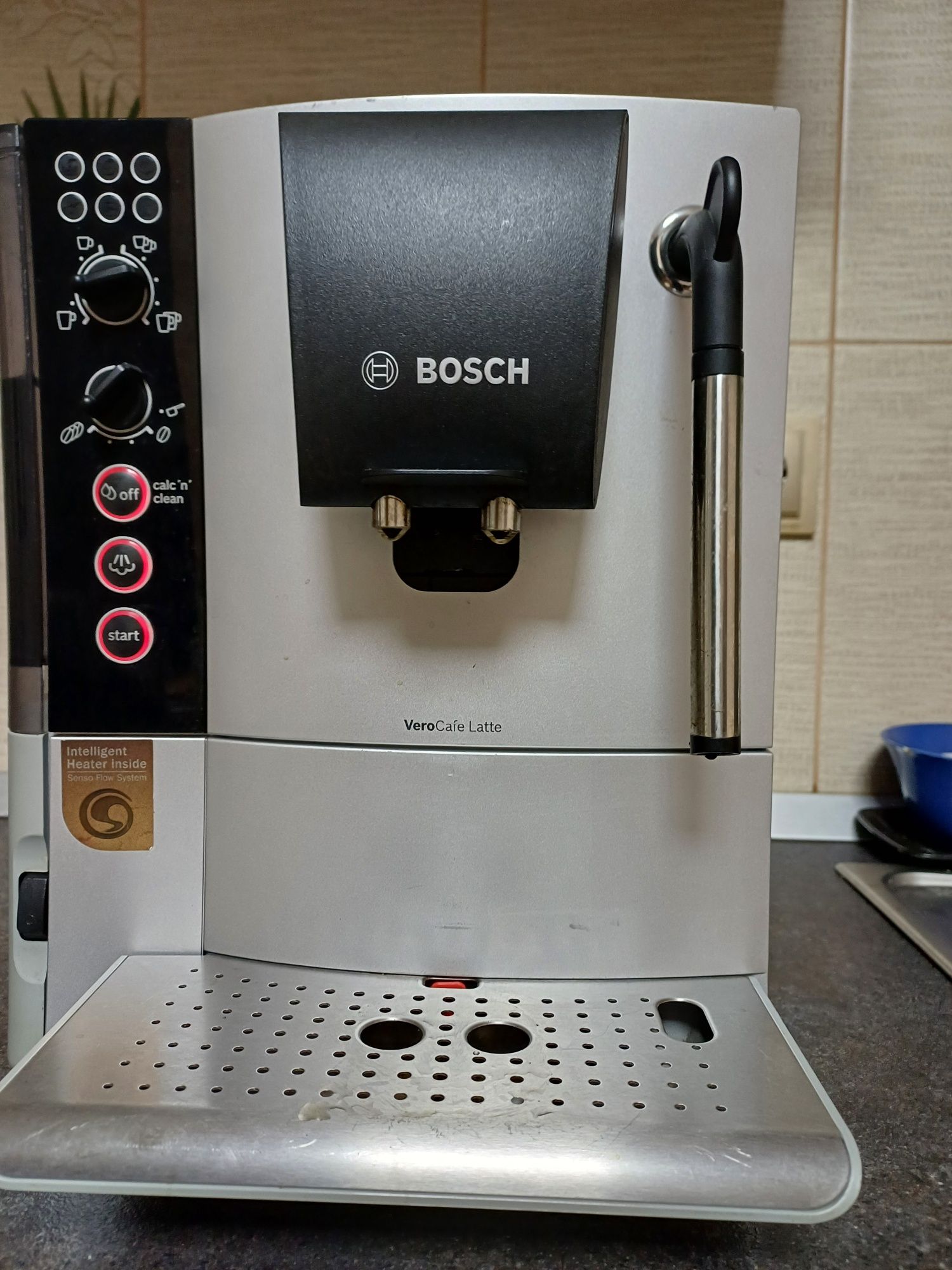 Vând  Espressor Bosch