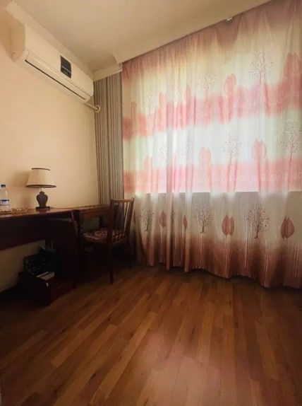 Sotiladi ЦУМ квартира Центр Мирабад 3//7//9 101m2 ор-р Голубые купа