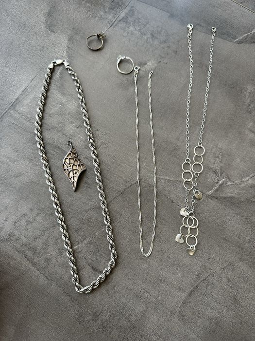 Сребърни бижута.