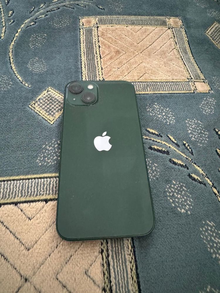 Iphone 13 в отличном состоянии
